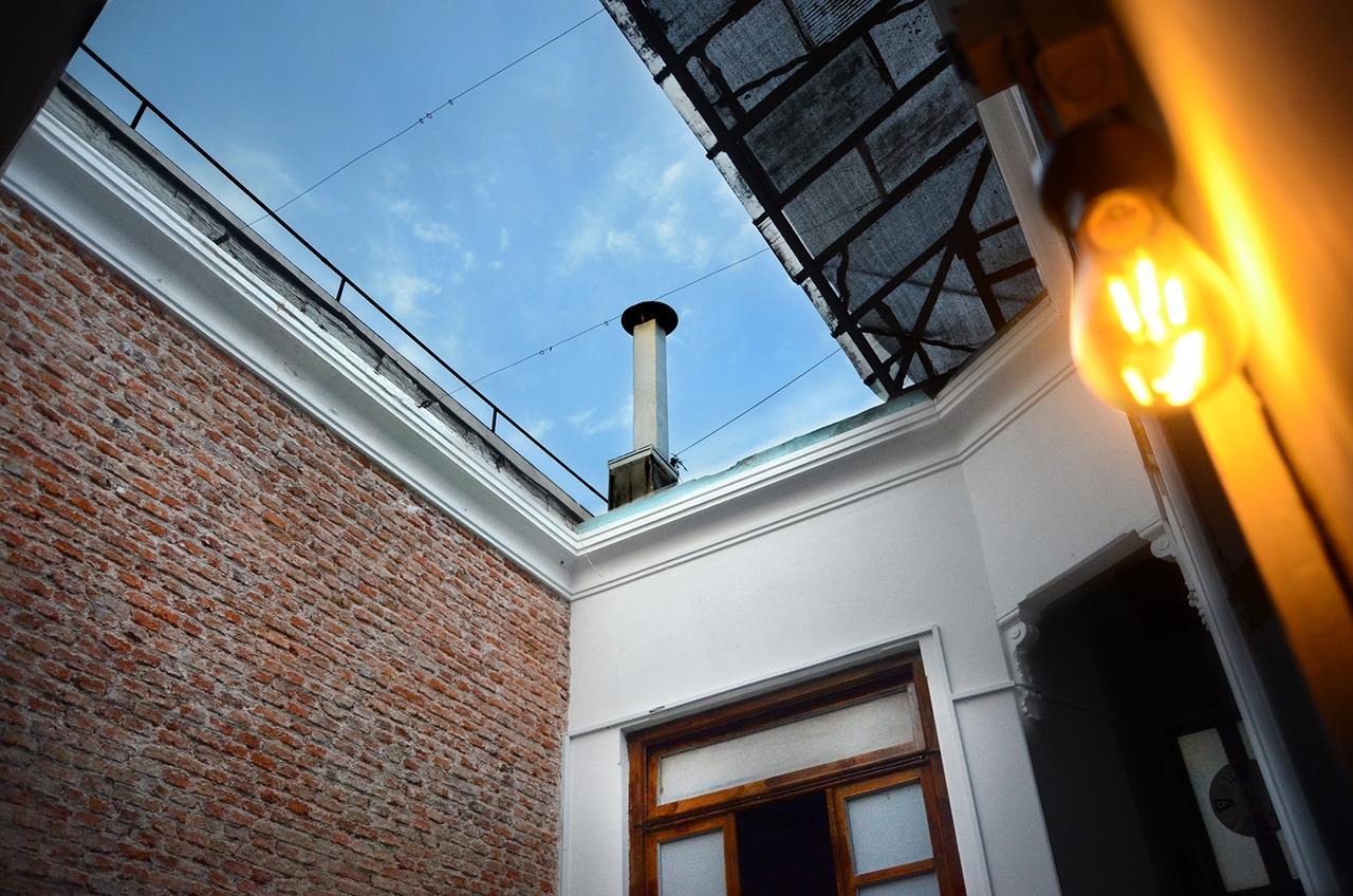 Casa Mutante Hostel Montevideo Exterior photo