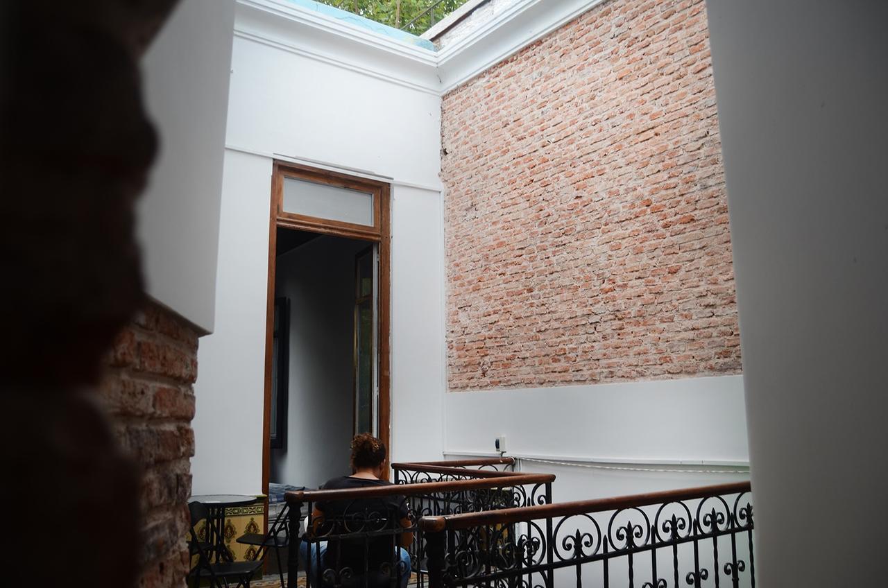 Casa Mutante Hostel Montevideo Exterior photo